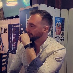 Meet your Posher, Connor